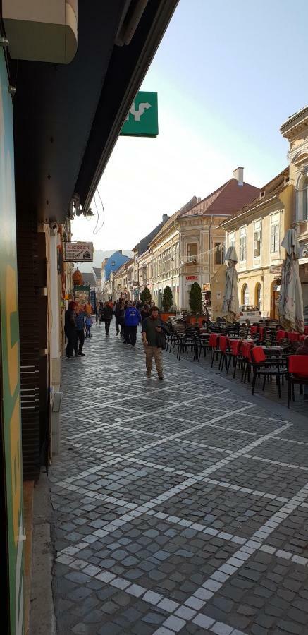 Апартаменты Strada Republicii Nr 26 Брашов Экстерьер фото